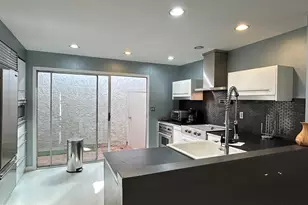 4601 N 73rd St, Scottsdale, AZ 85251 - Photo 10