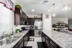 10637 W Crown King Rd, Tolleson, AZ 85353 - Photo 4