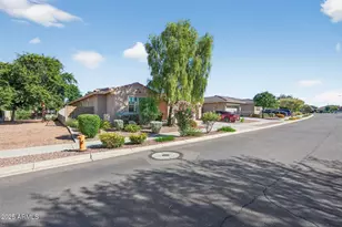 8984 W Diana Ave, Peoria, AZ 85345 - Photo 1