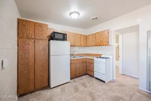 903 S Kenwood Cir, Tempe, AZ 85281 - Photo 10