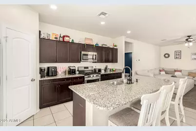 30879 W Picadilly Road, Buckeye, AZ 85396 - Photo 14