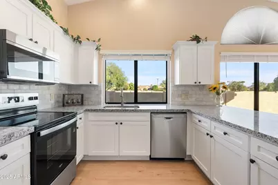 9123 W Utopia Road, Peoria, AZ 85382 - Photo 14