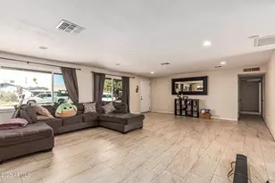 4109 N 72nd Dr, Phoenix, AZ 85033 - Photo 10