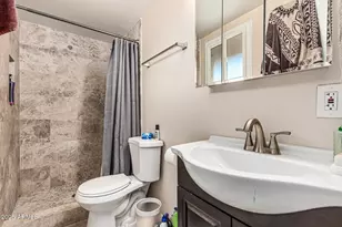 4109 N 72nd Dr, Phoenix, AZ 85033 - Photo 20