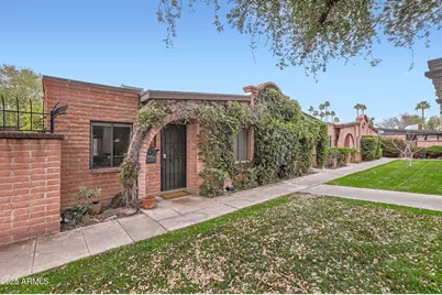 3002 N 32nd Street #13, Phoenix, AZ 85018 - Photo 1