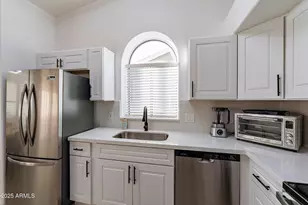 19842 N 44th Dr, Glendale, AZ 85308 - Photo 10