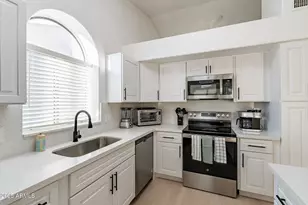 19842 N 44th Dr, Glendale, AZ 85308 - Photo 6