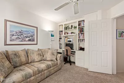 5842 S Amberwood Drive, Chandler, AZ 85248 - Photo 12