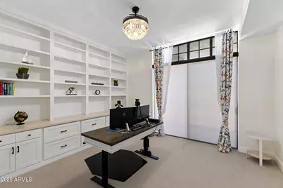 8 E Biltmore Estate #215, Phoenix, AZ 85016 - Photo 12