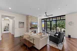 8 E Biltmore Estate, Phoenix, AZ 85016 - Photo 2