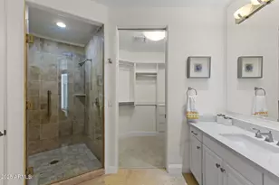 8 E Biltmore Estate, Phoenix, AZ 85016 - Photo 20