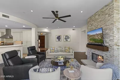 8 E Biltmore Estate #215, Phoenix, AZ 85016 - Photo 4