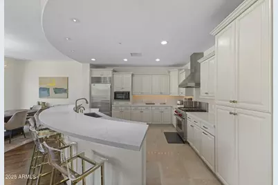 8 E Biltmore Estate #215, Phoenix, AZ 85016 - Photo 10