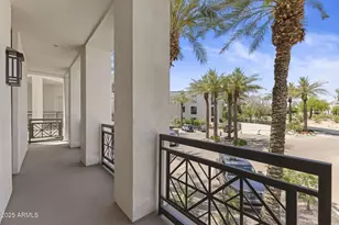 8 E Biltmore Estate, Phoenix, AZ 85016 - Photo 22