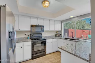 10100 N 89th Ave, Peoria, AZ 85345 - Photo 2