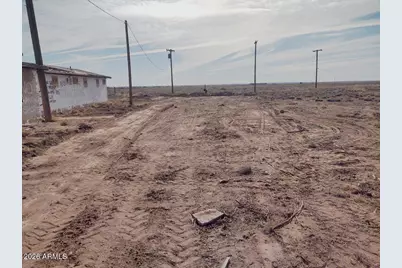 7635 Riverside Avenue, Sun Valley, AZ 86029 - Photo 6