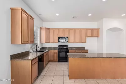 17642 W Pershing Street, Surprise, AZ 85388 - Photo 18