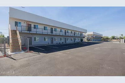 2121 W Adams Street #B102, Phoenix, AZ 85009 - Photo 1