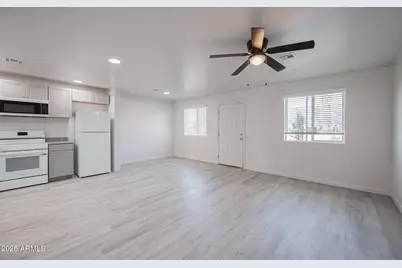 2121 W Adams Street #B102, Phoenix, AZ 85009 - Photo 10