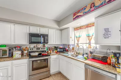 3654 W Shangri La Road, Phoenix, AZ 85029 - Photo 14