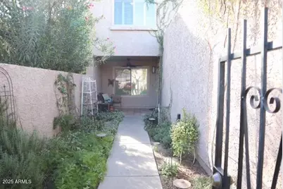 11 E Redondo Drive, Tempe, AZ 85282 - Photo 6