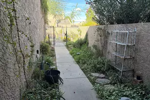 11 E Redondo Dr, Tempe, AZ 85282 - Photo 34