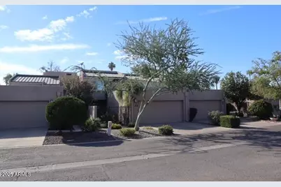 11 E Redondo Drive, Tempe, AZ 85282 - Photo 2