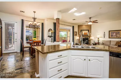 11282 S San Roberto Drive, Goodyear, AZ 85338 - Photo 10