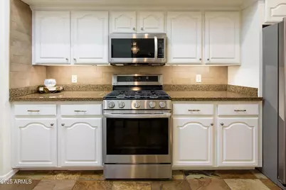 11282 S San Roberto Drive, Goodyear, AZ 85338 - Photo 14