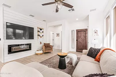 2359 W Muirfield Drive, Anthem, AZ 85086 - Photo 2