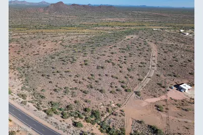 43327 N Castle Hot Springs Road #Top, Morristown, AZ 85342 - Photo 10