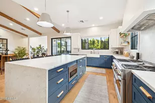 3530 E Glenrosa Ave, Phoenix, AZ 85018 - Photo 10