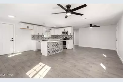 240 N Monte Vista Street, Chandler, AZ 85225 - Photo 4