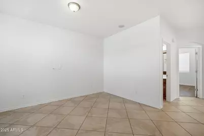 16031 W Shangri La Road, Surprise, AZ 85379 - Photo 10