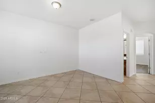 16031 W Shangri La Rd, Surprise, AZ 85379 - Photo 10