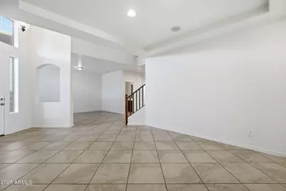 16031 W Shangri La Road, Surprise, AZ 85379 - Photo 4