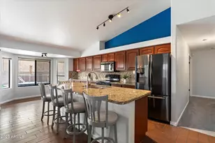 1611 E Runion Dr, Phoenix, AZ 85024 - Photo 10