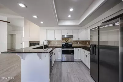 10572 E Bella Vista Drive, Scottsdale, AZ 85258 - Photo 12