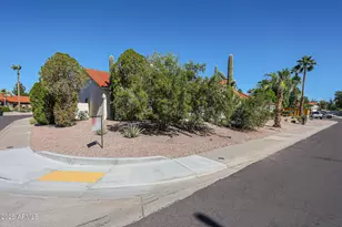 10572 E Bella Vista Dr, Scottsdale, AZ 85258 - Photo 46