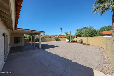 10572 E Bella Vista Drive, Scottsdale, AZ 85258 - Photo 36