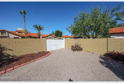 10572 E Bella Vista Drive, Scottsdale, AZ 85258 - Photo 40