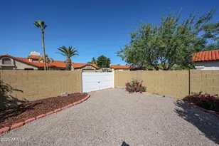 10572 E Bella Vista Dr, Scottsdale, AZ 85258 - Photo 40