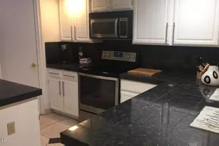 10413 N 45th Pl, Phoenix, AZ 85028 - Photo 4