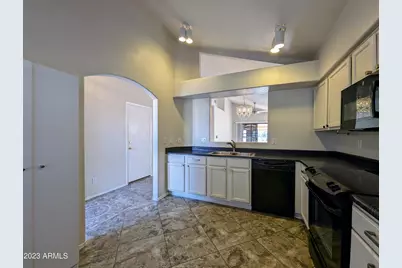 1902 N Barkley -- #14, Mesa, AZ 85203 - Photo 12