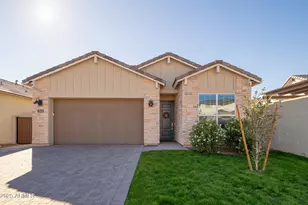 21635 N 102nd Ave, Peoria, AZ 85382 - Photo 2