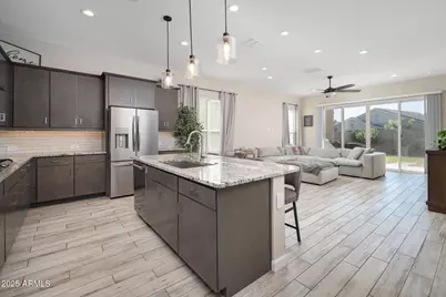 21635 N 102nd Avenue, Peoria, AZ 85382 - Photo 4