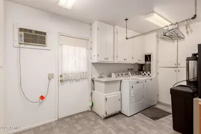 14218 N McPhee Drive, Sun City, AZ 85351 - Photo 28