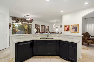 3969 E Navigator Ln, Phoenix, AZ 85050 - Photo 10