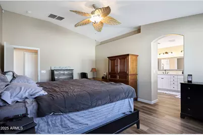 17520 W Caribbean Lane, Surprise, AZ 85388 - Photo 14