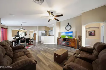 17520 W Caribbean Lane, Surprise, AZ 85388 - Photo 12